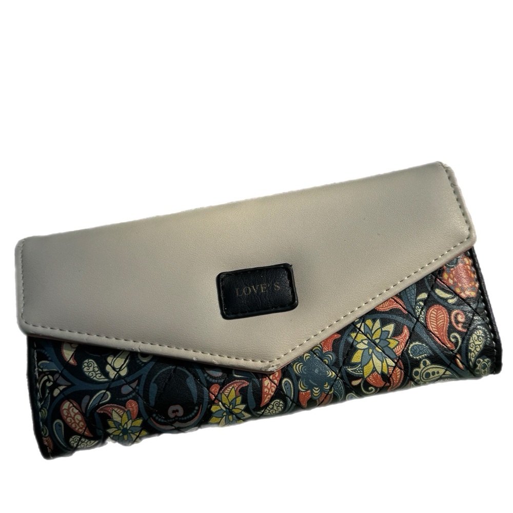 "Love's" flower pattern women's wallet.